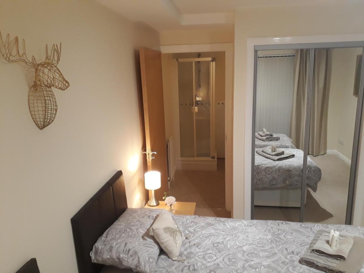 Airdrie Apartments Luaran gambar