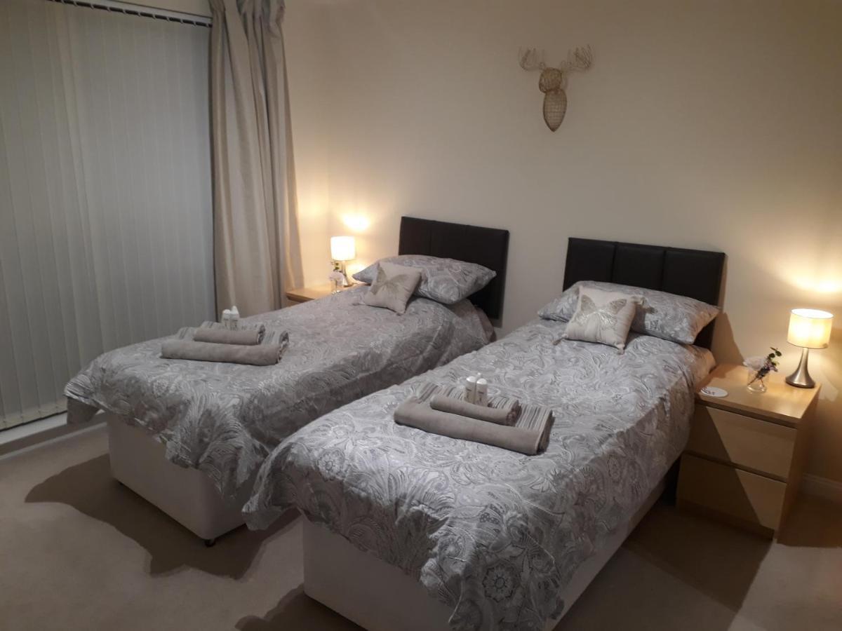 Airdrie Apartments Luaran gambar